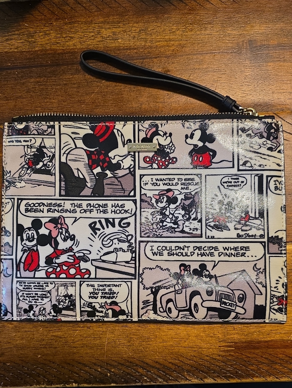 Kate Spade x Disney Vintage Comic  Mickey & Minnie Wristlet-Black, Cream & Red